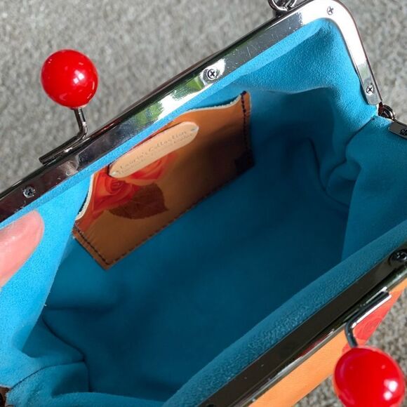 Handmade Genuine Leather Rose Print, Cherry Kisslock Purse/Wristlet/Crossbody - Picture 15 of 16